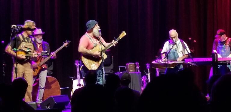 The Hoppin’ Boxcars